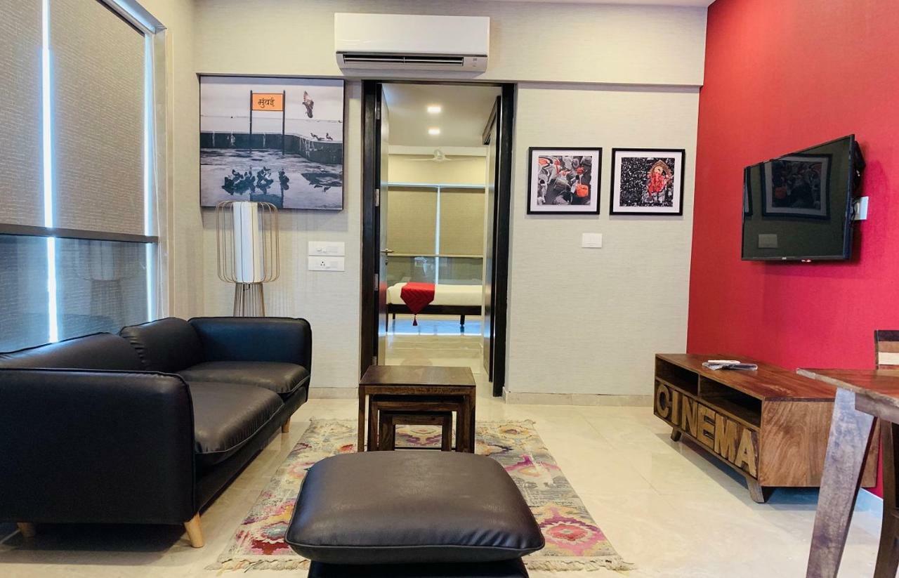 Theory9 Premium Service Apartments Khar Мумбаї Екстер'єр фото