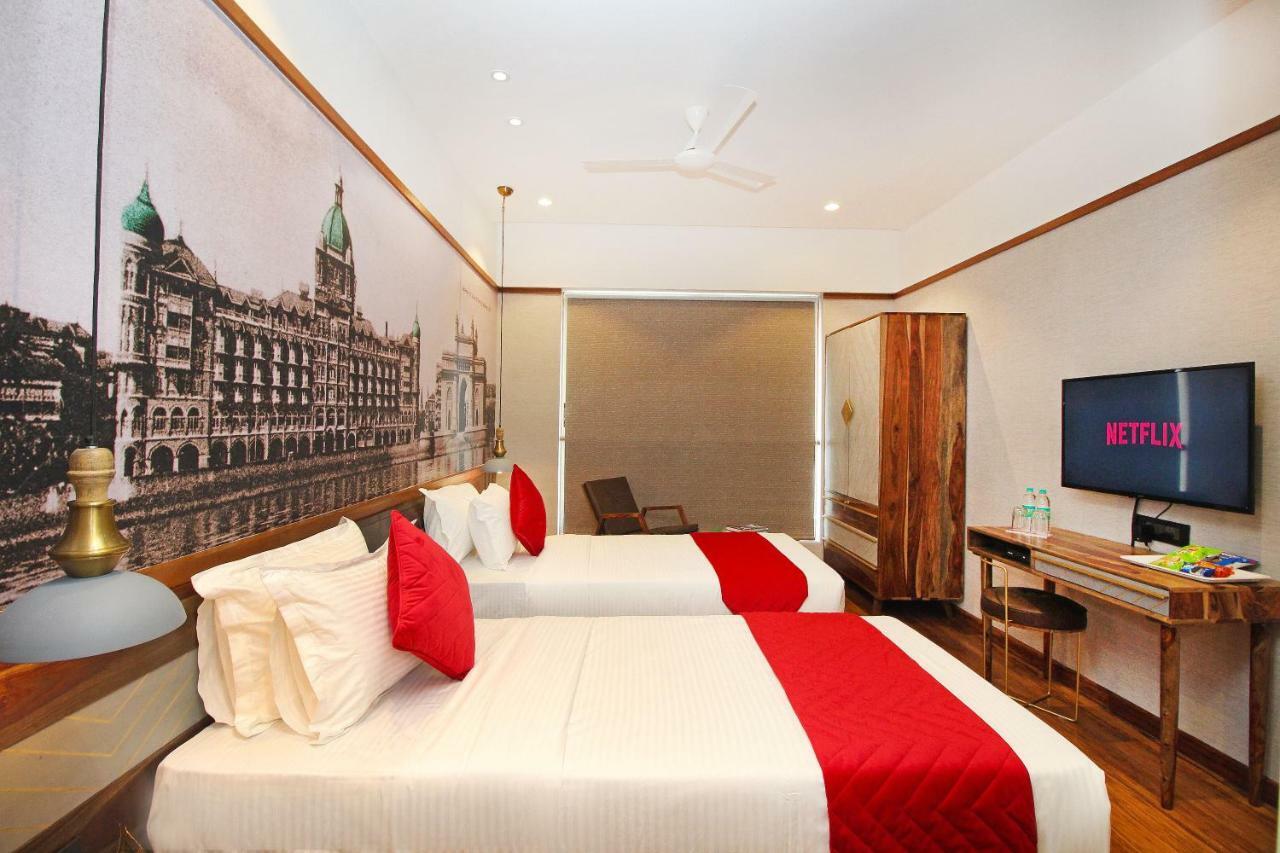 Theory9 Premium Service Apartments Khar Мумбаї Екстер'єр фото